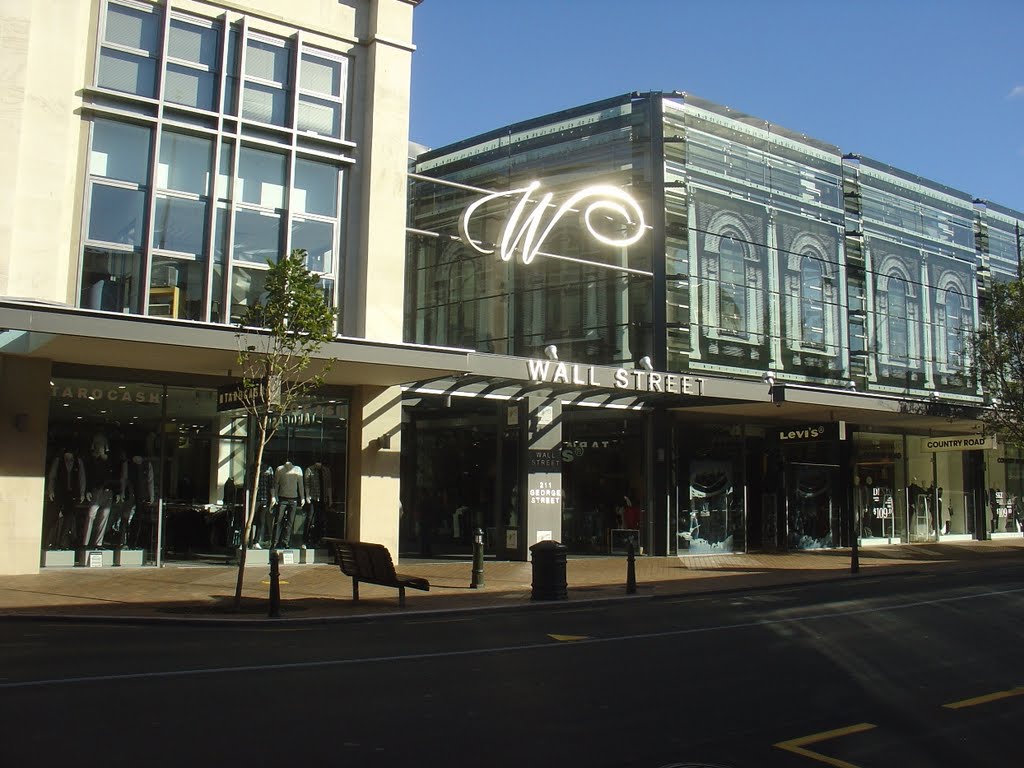 Wall Street, George Street, Dunedin, Otago, South Island, NZ by Paul HART