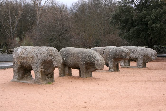 Toros de Guisando by marathoniano