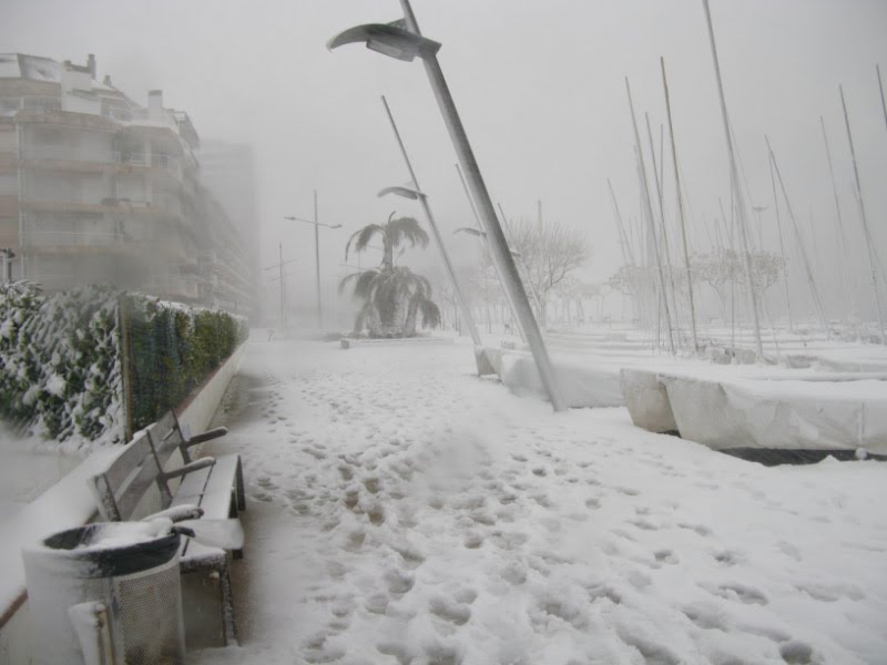 Snow Paseo Sant Antoni by zegerdepoorter