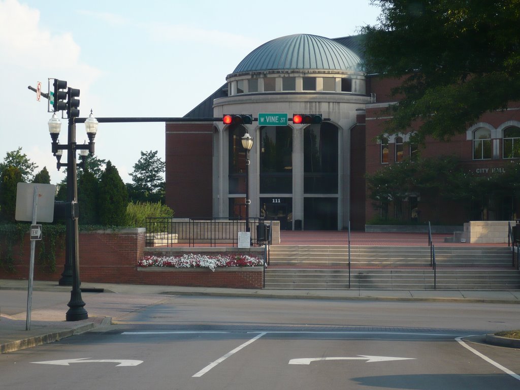 Murfreesboro City Hall by barth1