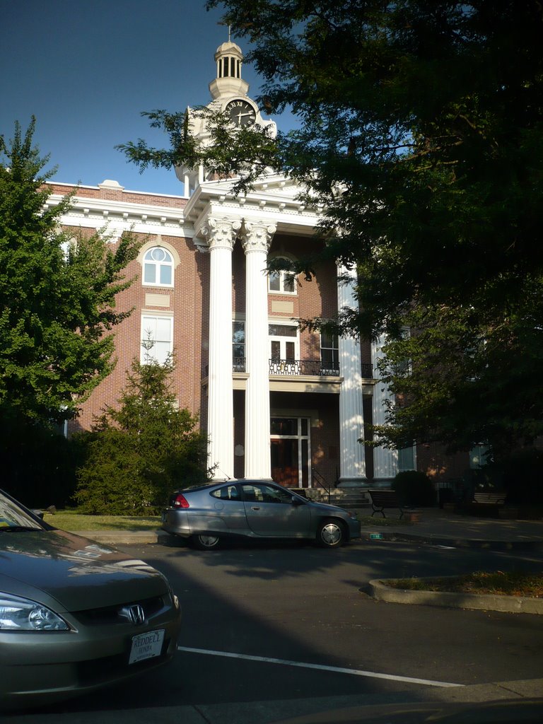 Rutherford County Court House by barth1