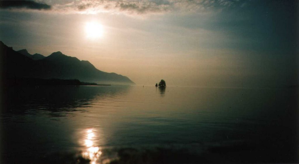 Lake_Montreux by JBastos