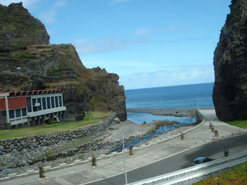 [ n_lorito ] Ribeira da Janela. Madeira by n_lorito