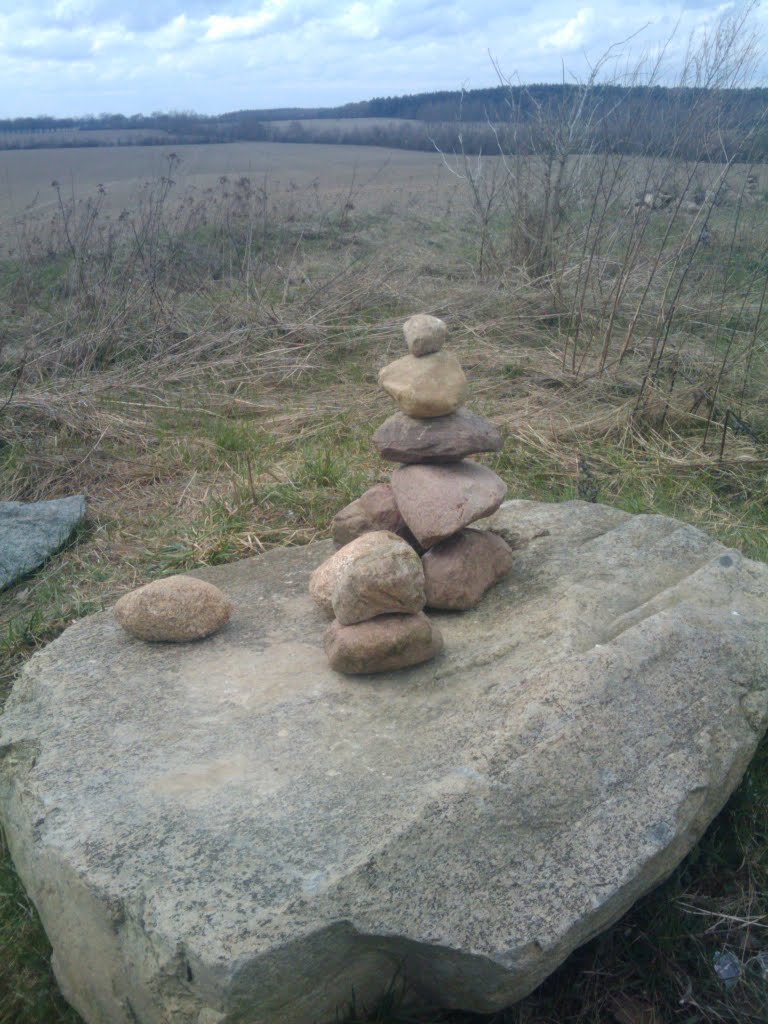 Fläming stones, the tower of nature.... by wam kat