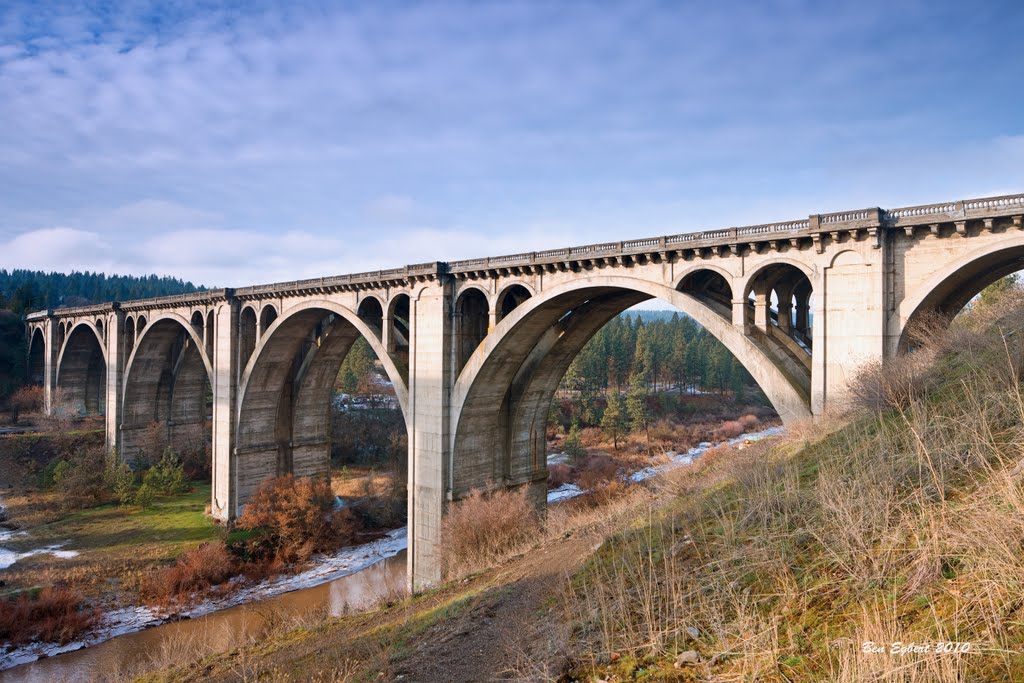 Sunset Highway Bridge by ben egbert