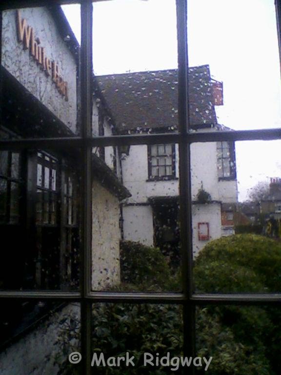 The White Hart, Godstone (2) by Mark Ridgway