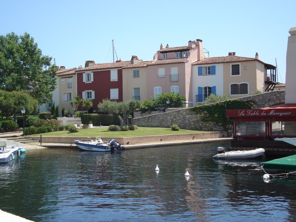 Port Grimaud by Jakubussimus