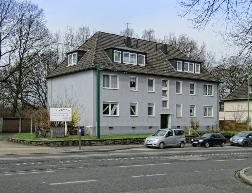 Essen-Borbeck / Einmündung der Ketteler Strasse in die Borbecker Strasse by Cityfotograph