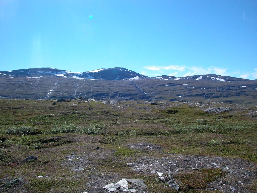 On the trail : panorama view by tschaggelar