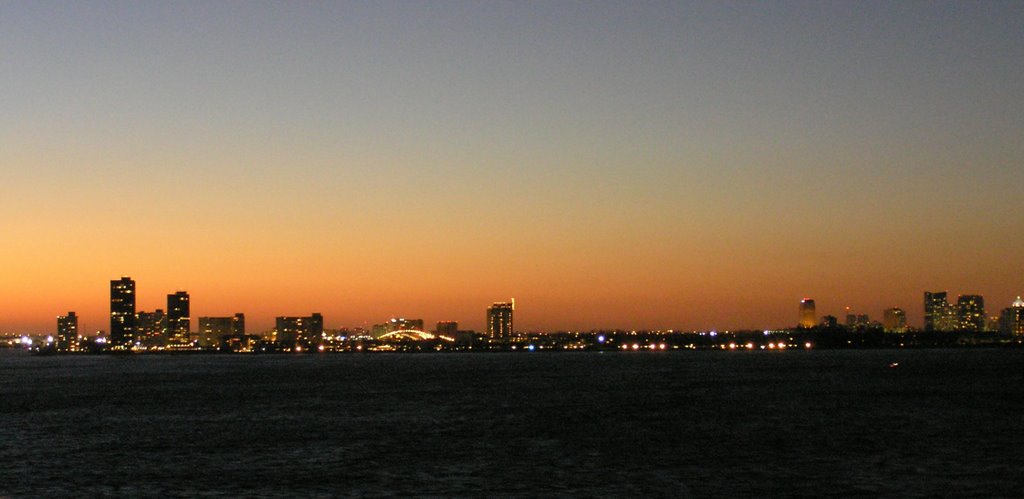 Fort Lauderdale skyline at sunset by Phil Comeau