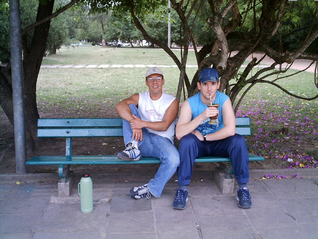 Chimarrão in Redenção Park by Andre Zambarda