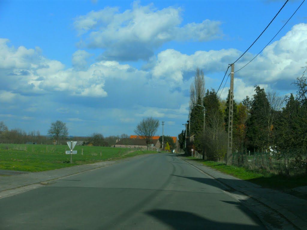 Rue du vieux moulin by alexli