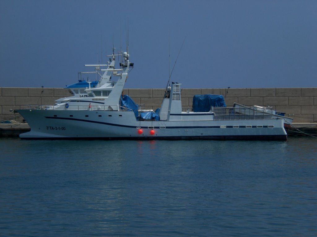 Barco pesquero by jraurich