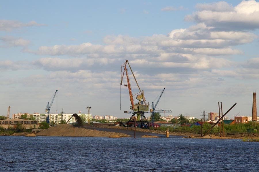 Идет добыча песка / Extraction of sand (23/05/2007) by Dmitry A.Shchukin