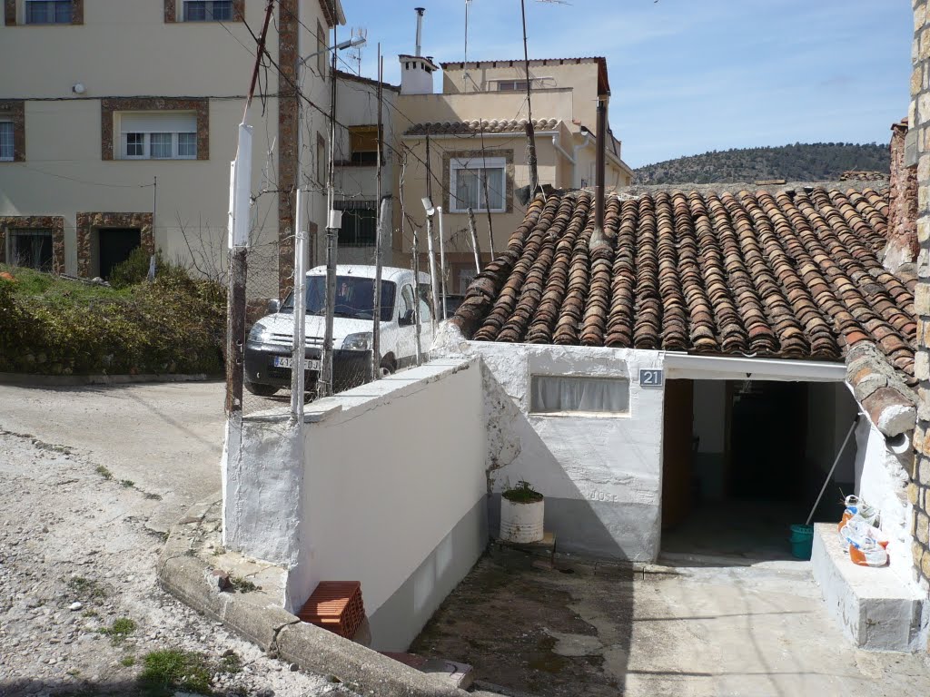 Casa Florentino desde la plazoleta by oscar de valencia