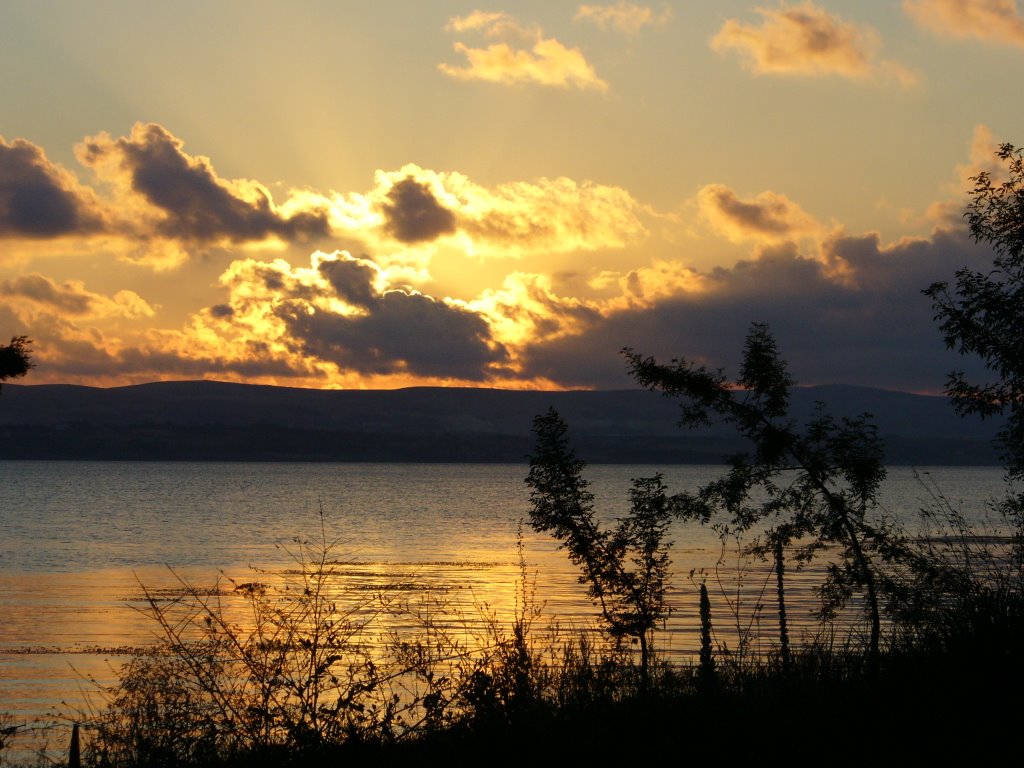 Buyukçekmece Lake Sunset by Tolga Tuna