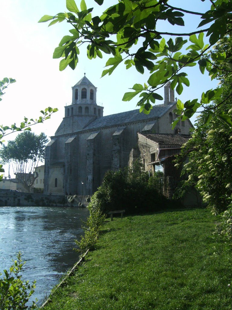 Le Thor ND du lac by Chabot