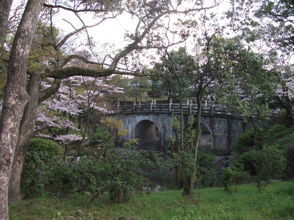 京都　大谷本廟 by mariemon