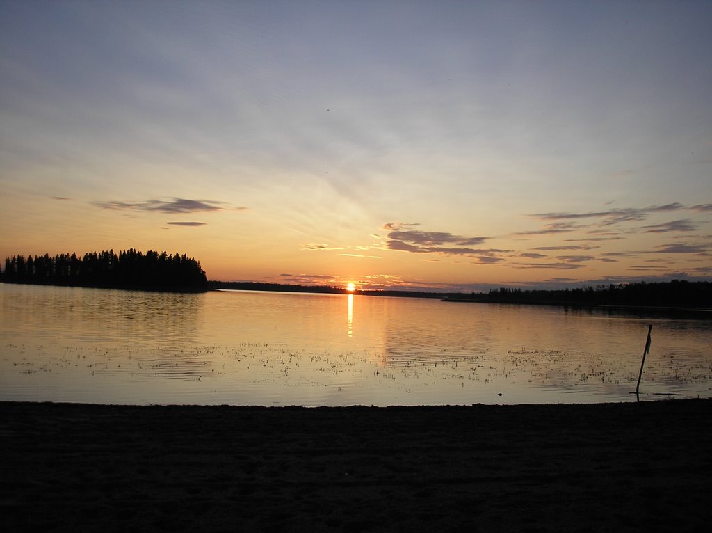 Sunset at Elk Island National Park by lloyer