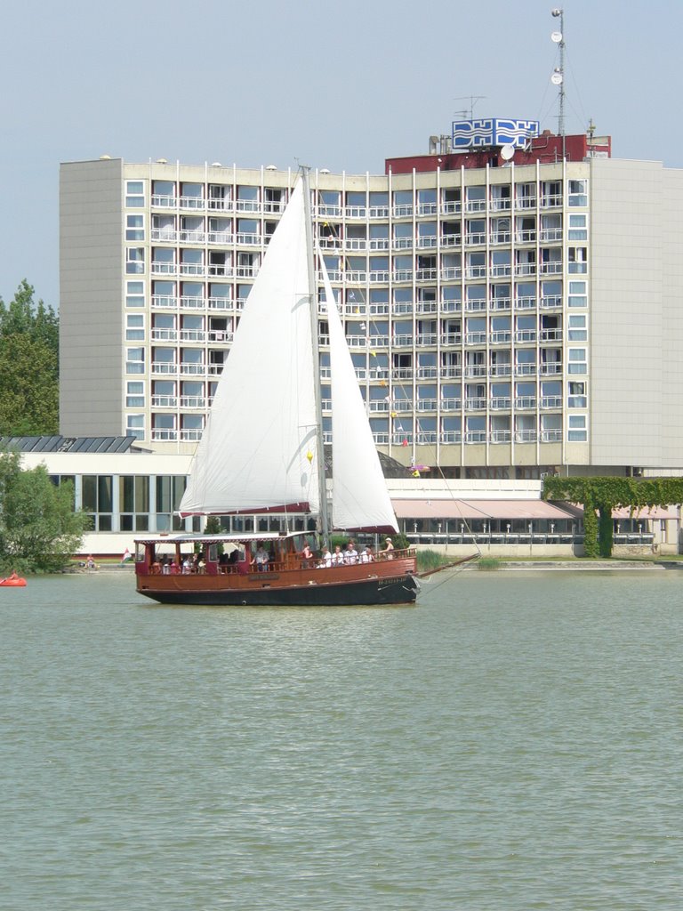 Danubius Hotel - Keszthely by gerdos