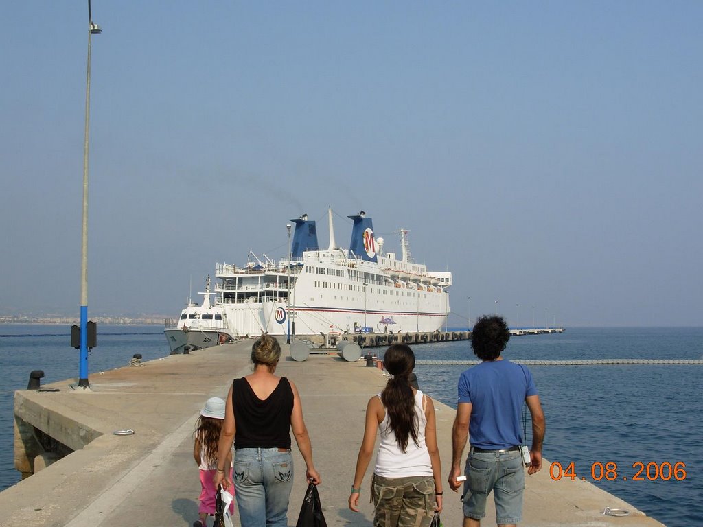 Alanya Port, Ship Magic 1 by boris8491