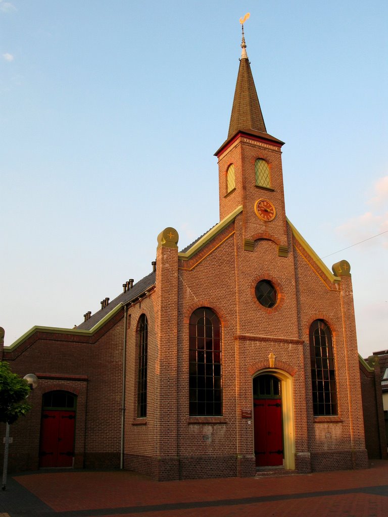 Leek: Gereformeerde kerk by © Dennis Wubs