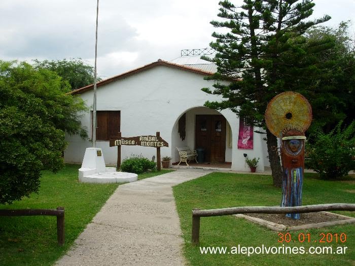 Miramar - Museo Anibal Montes ( www.alepolvorines.com.ar ) by alepolvorines