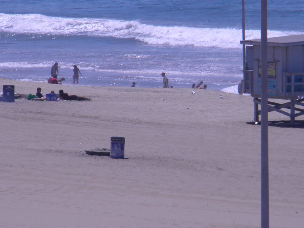 Dockweiler Beach, Los Angeles, CA by jmbarbossa