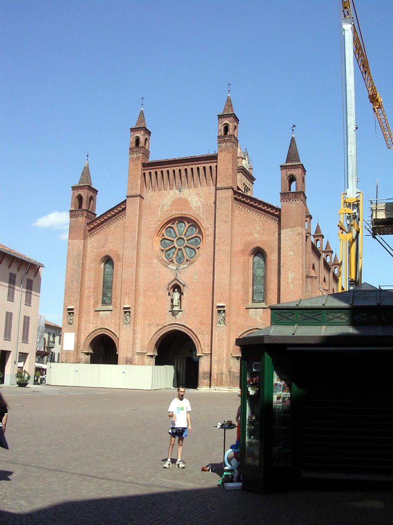 Alba - Chiesa di San Lorenzo by emiliobonton