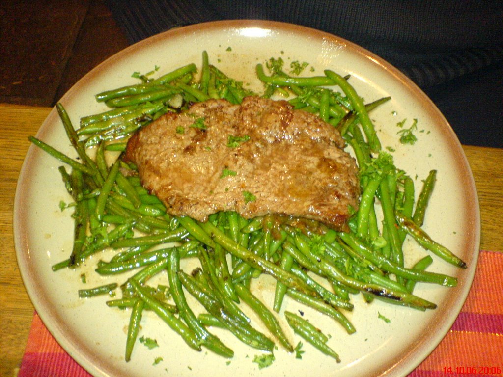 Praga, traditional food at kozna street, traditionelle Nahrung an der kozna Straße by alkonst