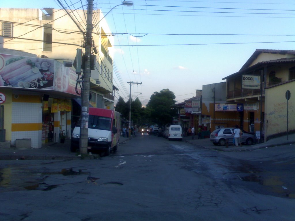 Esquina de Rua Nelson Hungria com Rua Furquim Werneck by Ricardo_Faria