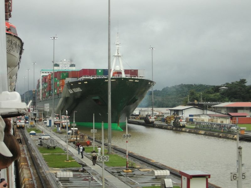 Sun Round container ship in the Miraflores Locks by geocheb