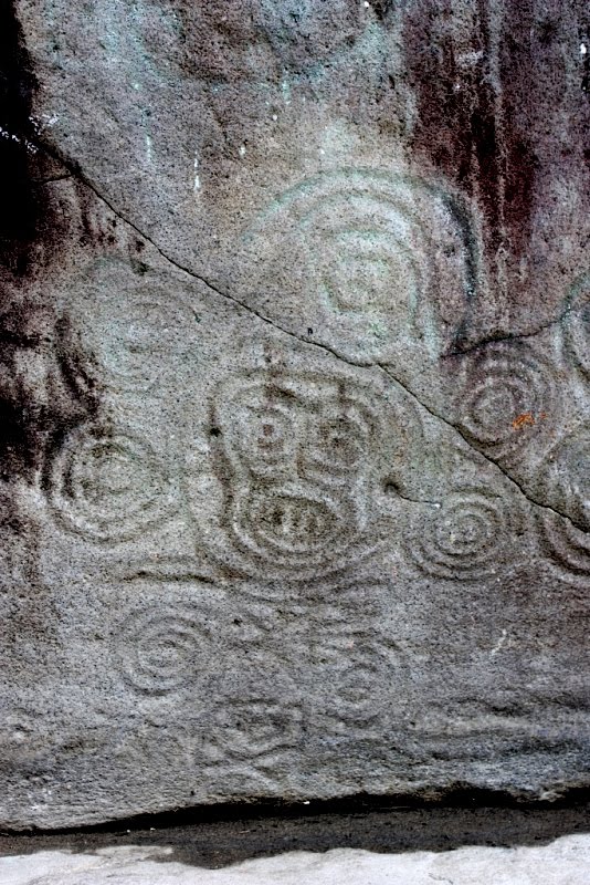 Petroglyphs at Duquesne beach by Stefan_G.