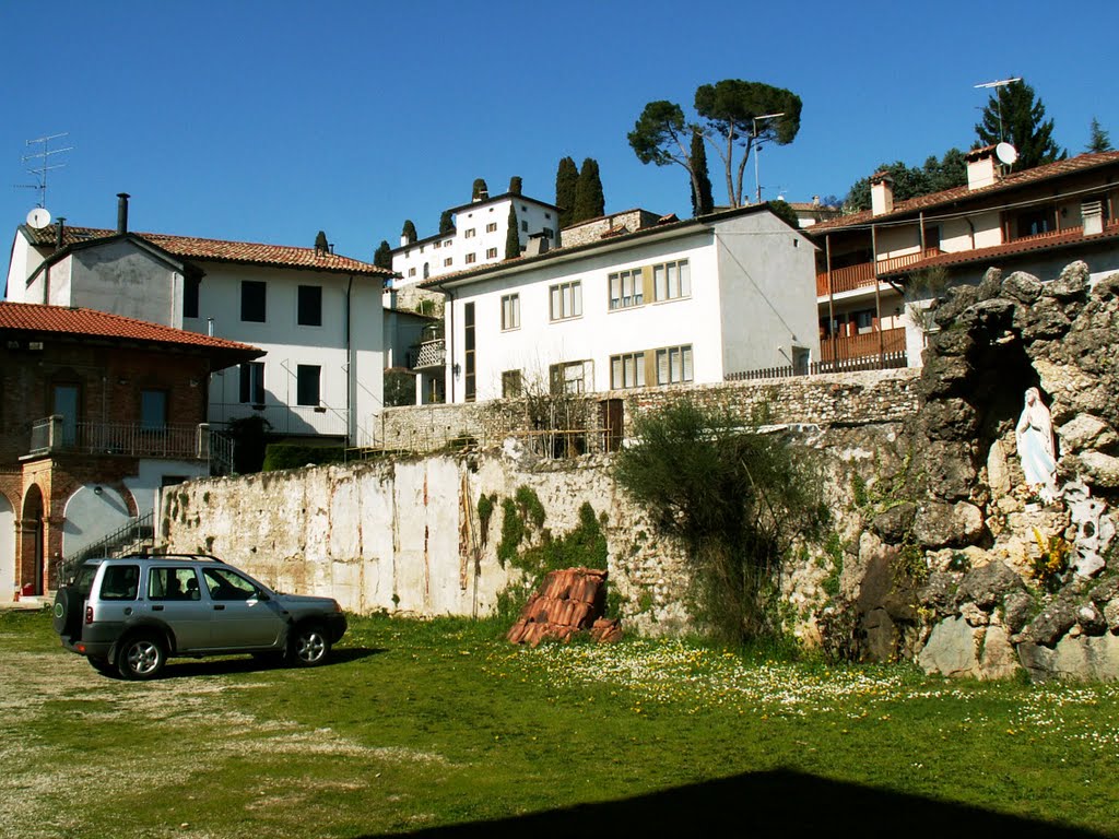 Fagagna - corte e grotta - by aldo.chittaro