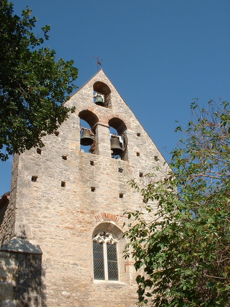 Eglise de Pradines by Yann LESELLIER