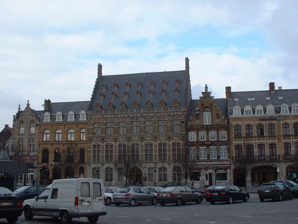 centre of Ypres by thehugefamily