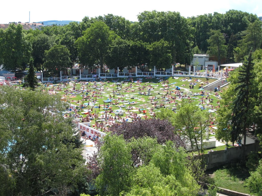 Badesonntag im Kongressbad by bassobiker