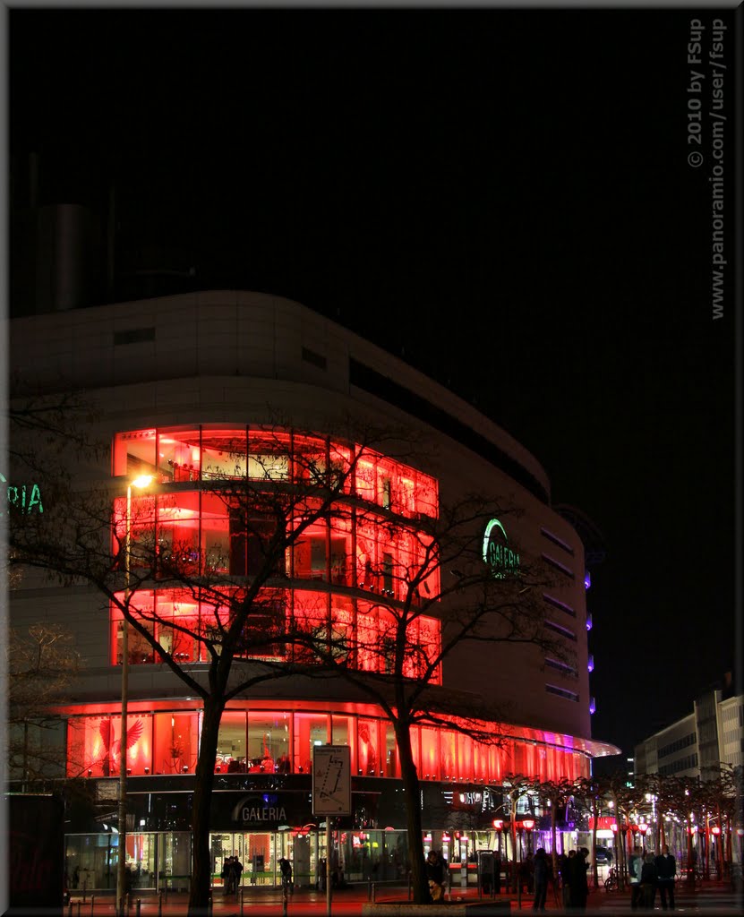 Kaufhof Frankfurt (Luminale 2010) by FSup