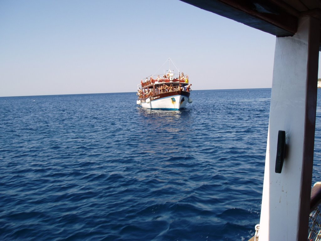 Boat trip - Thassos Island, Greece by Laurentiu Vaduva