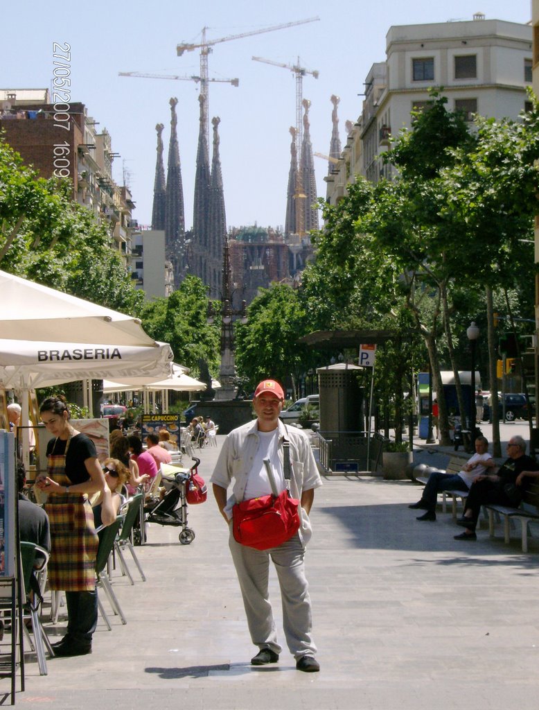 Avinguda Gaudi by Luci by lucian tarta