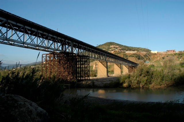 Ancien pont de Oued Damous by atroune abdelmalek