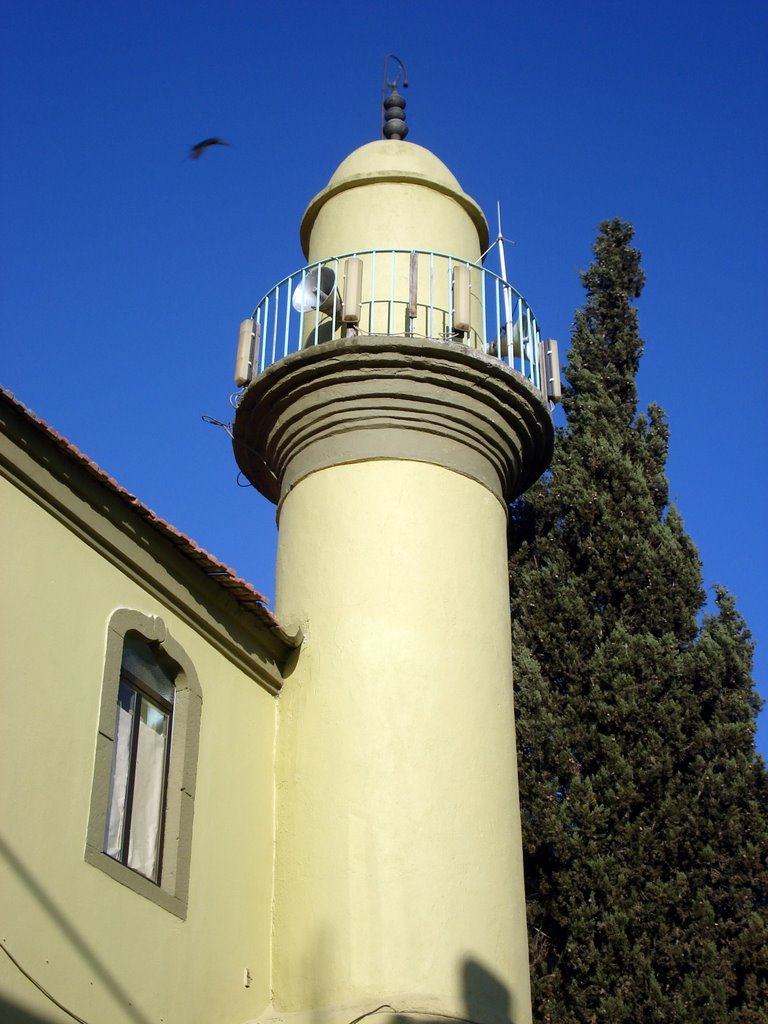 Cigli Köyü Mosque.eski çiğli köyünün camisi.çiğli ilk burada köy olarak kurulmuştur. by TANJU KORAY UCAR