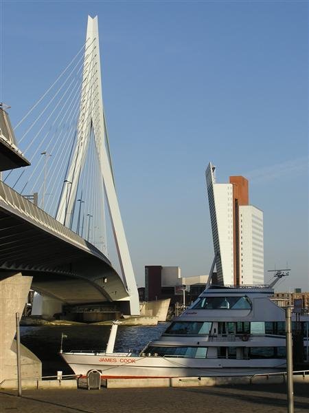 Rotterdam (Van Berkel + Piano) by Tomáš Petermann