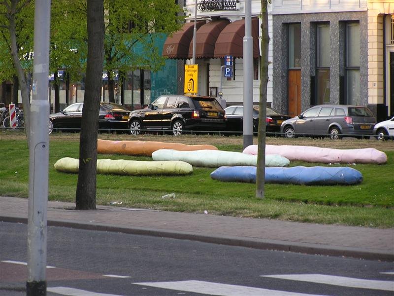 Rotterdam (Public Art by Franz West) by Tomáš Petermann