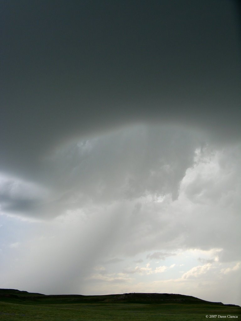 2007 - July 1st - 00:55Z - Looking NW. by Dann Cianca