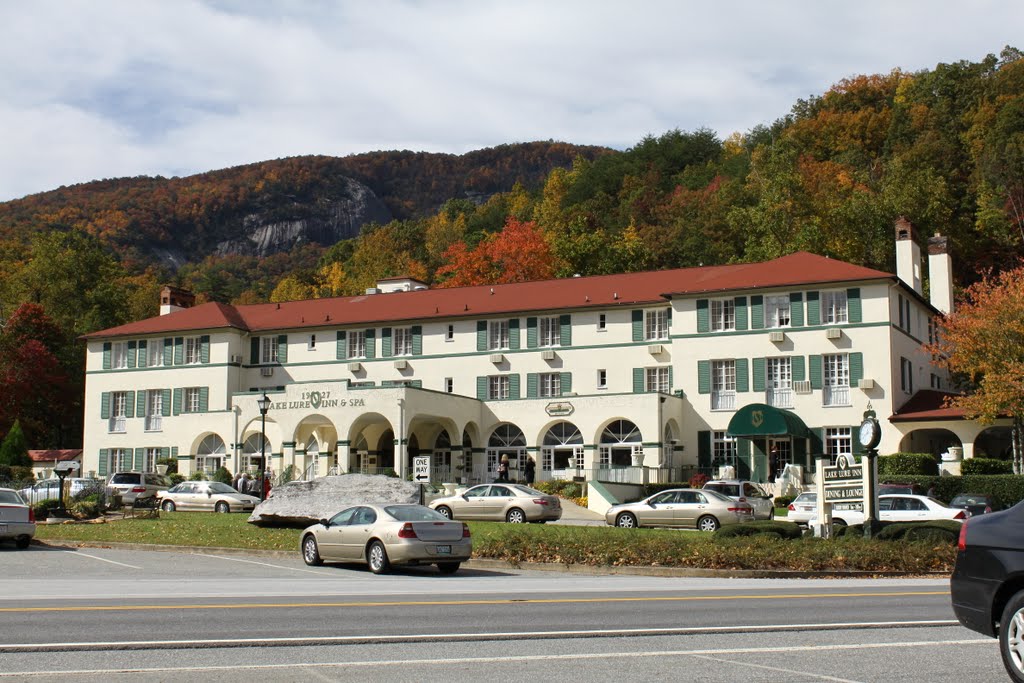 Hotel Lake Lure NC by JUAN PASCUAL