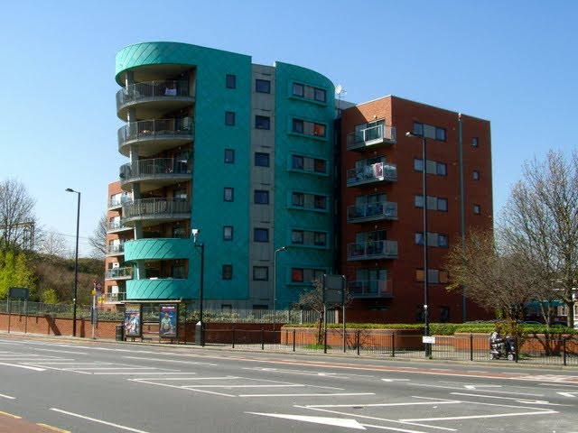 Green Building, Turnpike Lane, London by turnpikelane