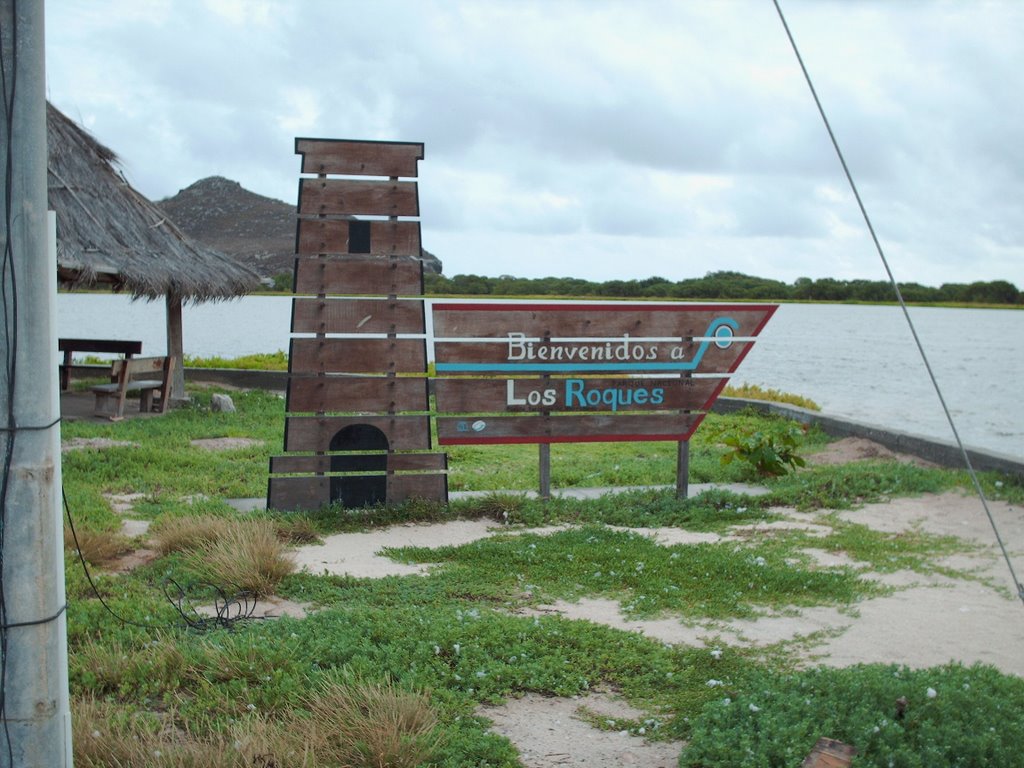 Archipielago de Los Roques by Fernando Luis Vegas