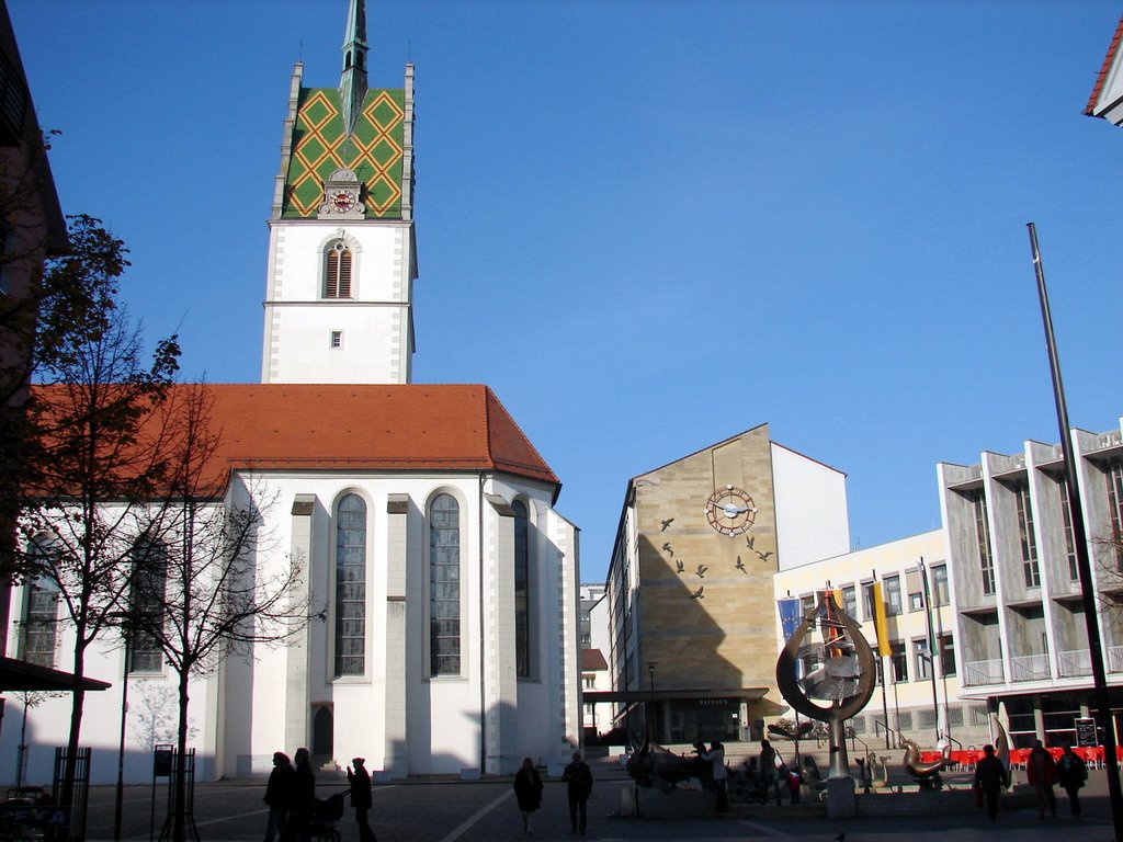 Nikolauskirche und Rathaus by harald helmlechner