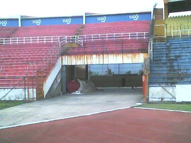 Estadio Olimpico, San Pedro Sula, Honduras by laicoshn